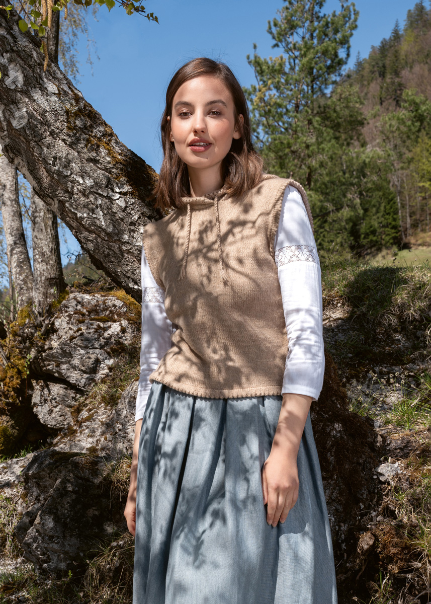 Lana Grossa TRACHTEN No. 9 - Edición alemana