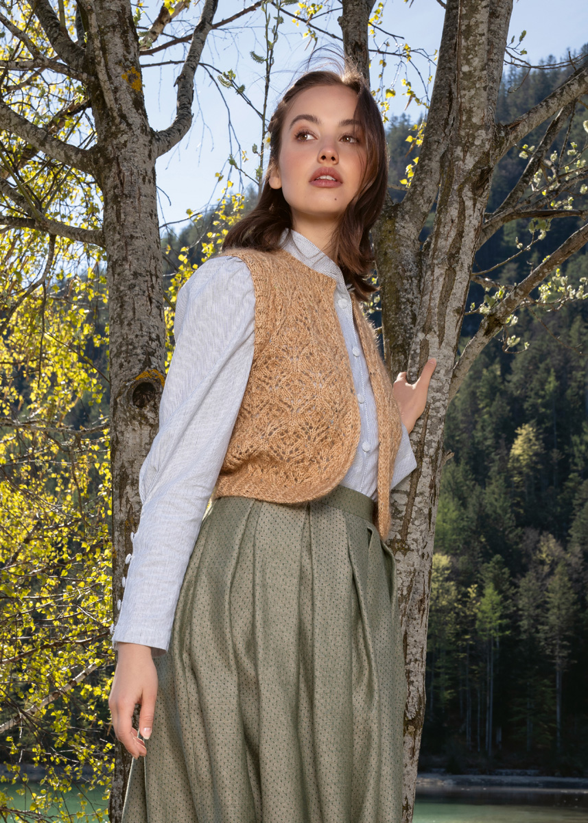 Lana Grossa TRACHTEN No. 9 - Edición alemana