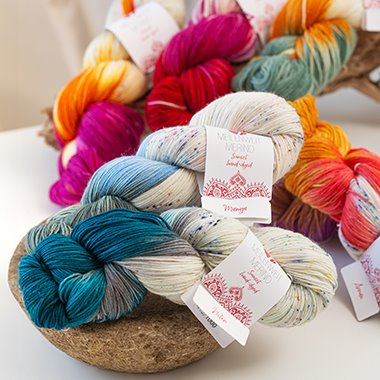 Hand-dyed <br> hilos